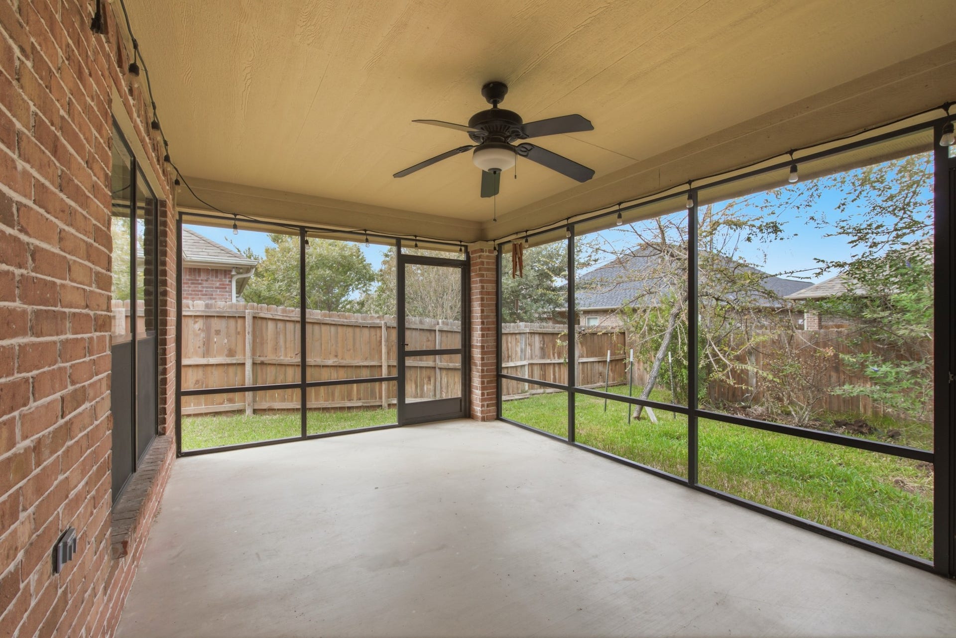 4267 Hollow Stone Drive, College Station, TX 77845 4267 Hollow Stone Drive, College Station, TX 77845