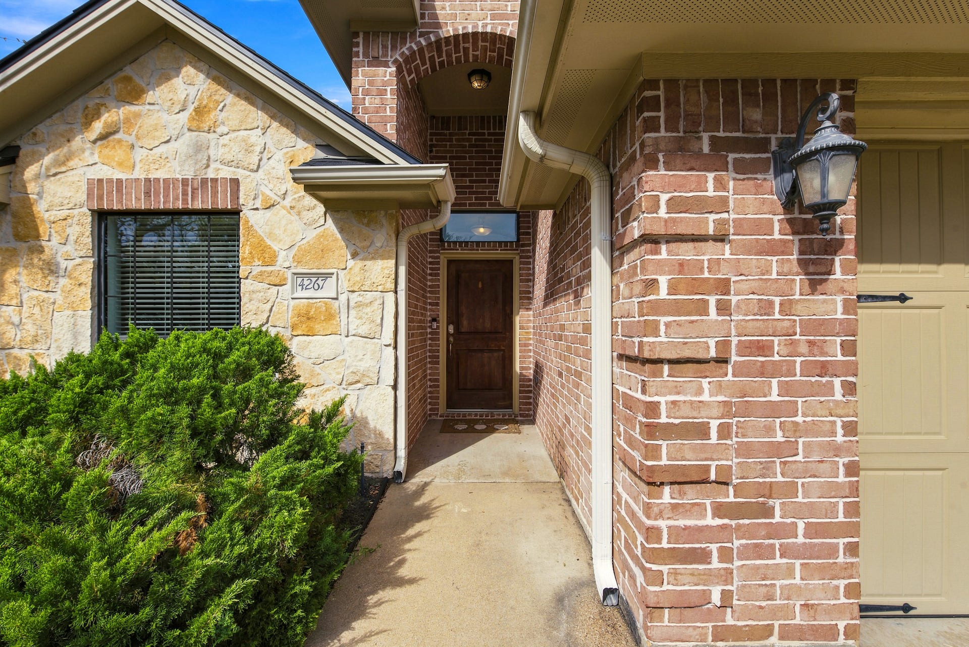 4267 Hollow Stone Drive, College Station, TX 77845 4267 Hollow Stone Drive, College Station, TX 77845