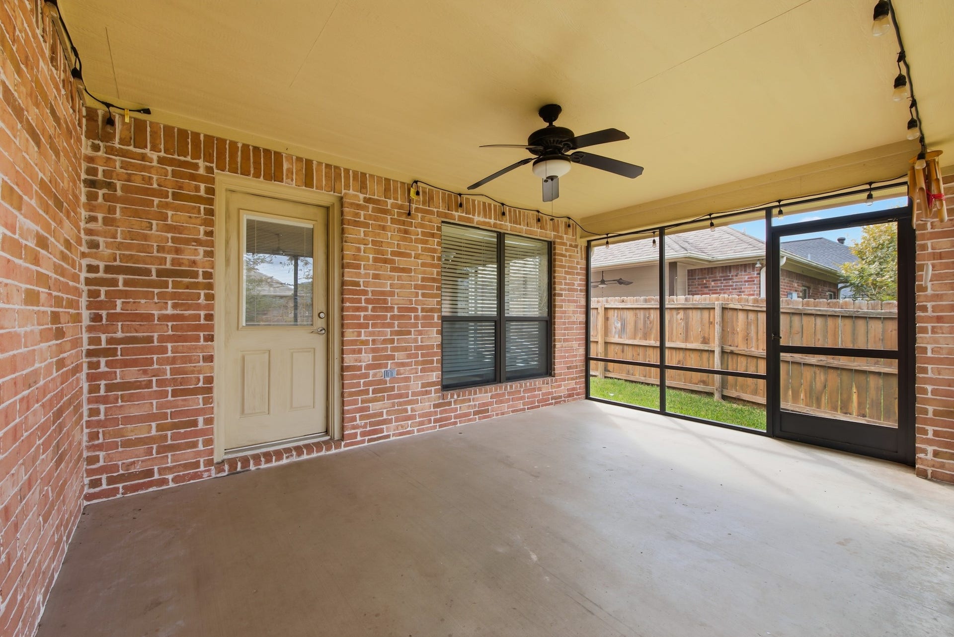 4267 Hollow Stone Drive, College Station, TX 77845 4267 Hollow Stone Drive, College Station, TX 77845