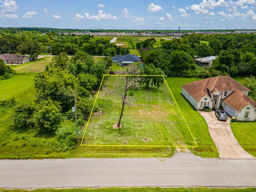 Property photo for 4905 Lawndale Street, La Marque, TX
