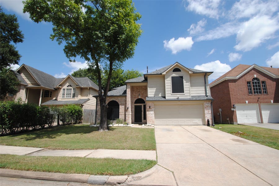 Property photo for 2542 Chestnut Mills Road, Houston, TX