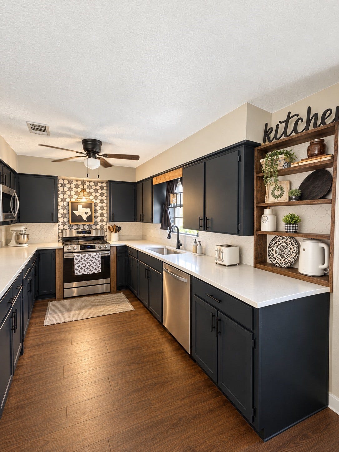 1907 N Rockisland Street, Angleton, TX 77515 kitchen
