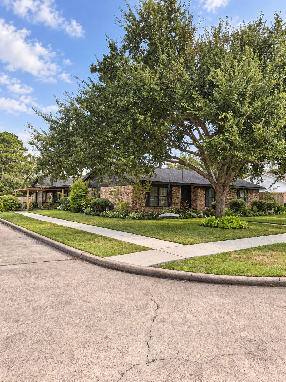 1907 N Rockisland Street, Angleton, TX 77515 1907 N Rockisland Street, Angleton, TX 77515