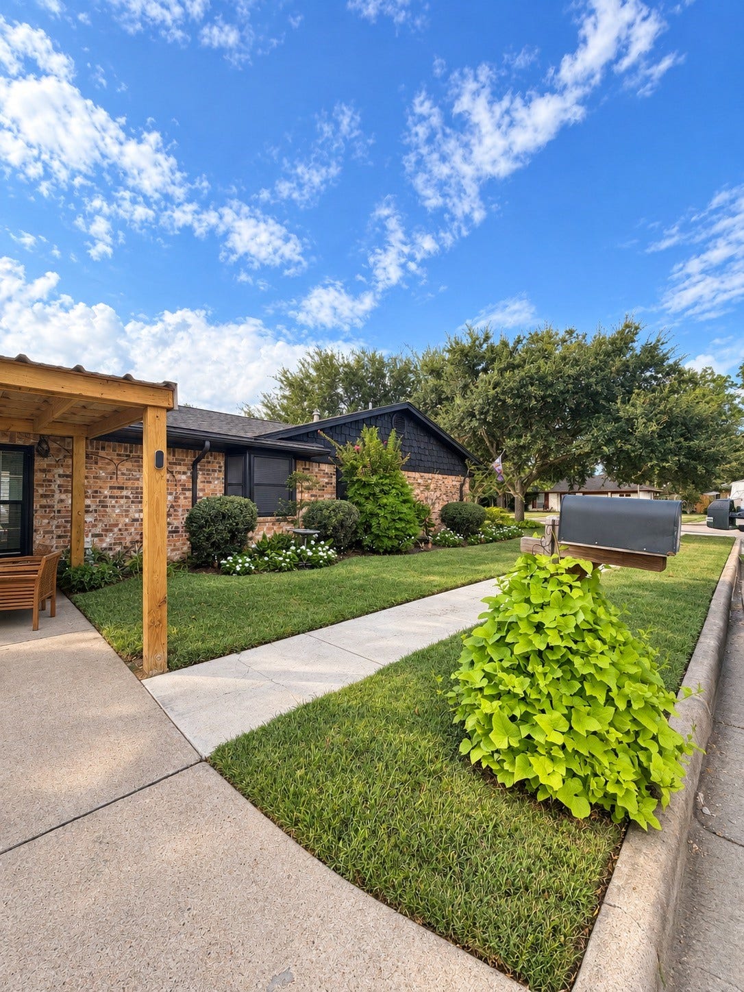 1907 N Rockisland Street, Angleton, TX 77515 1907 N Rockisland Street, Angleton, TX 77515