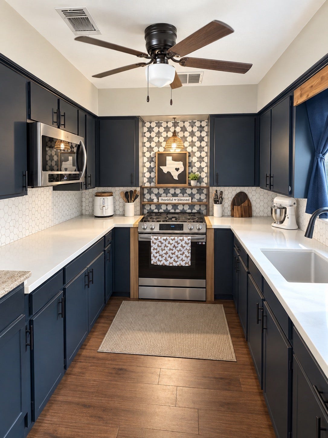 1907 N Rockisland Street, Angleton, TX 77515 kitchen