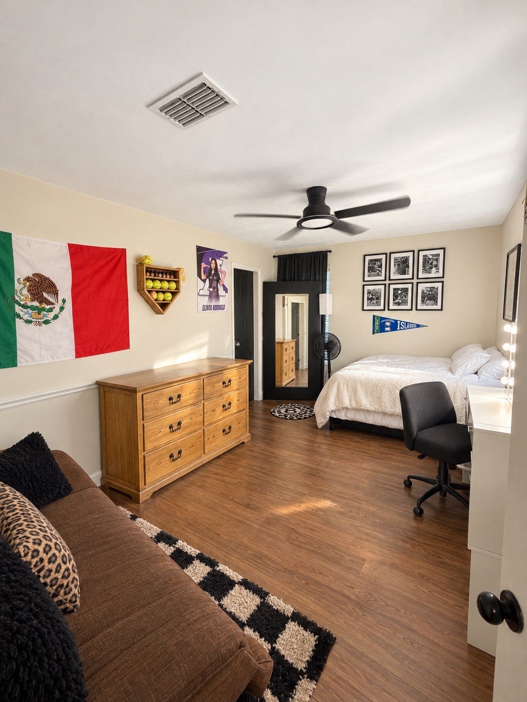 1907 N Rockisland Street, Angleton, TX 77515 bedroom 3