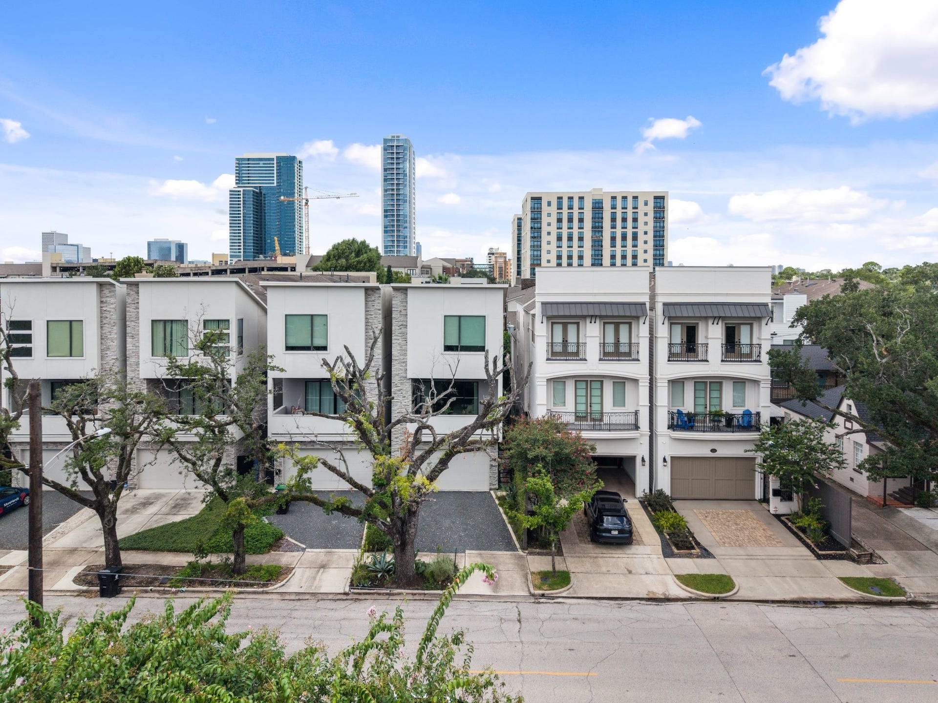2622 Greenbriar Drive, Houston, TX 77098 Neighborhood view showcases the tree-lined Greenbriar setting with convenient access to Westheimer, River Oaks, the Galleria area, and some of Houstons premier shopping and dining destinations.