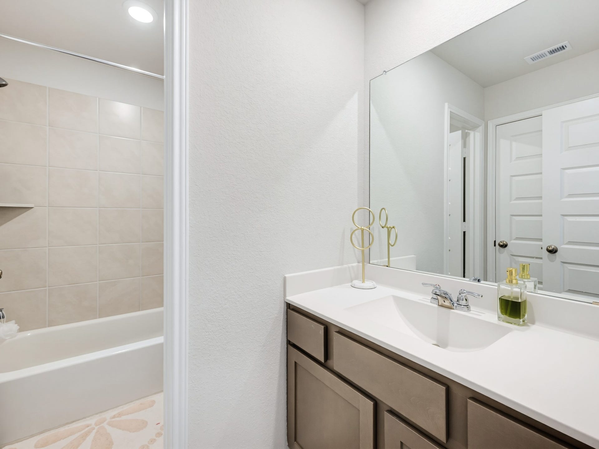 Second floor bathroom