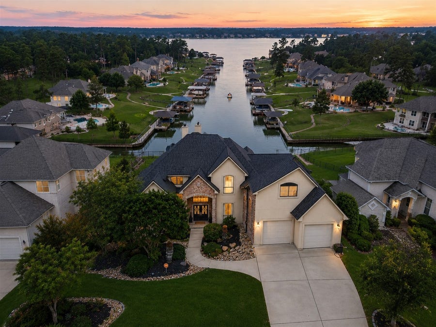 Property photo for 18818 E Cool Breeze Lane, Montgomery, TX
