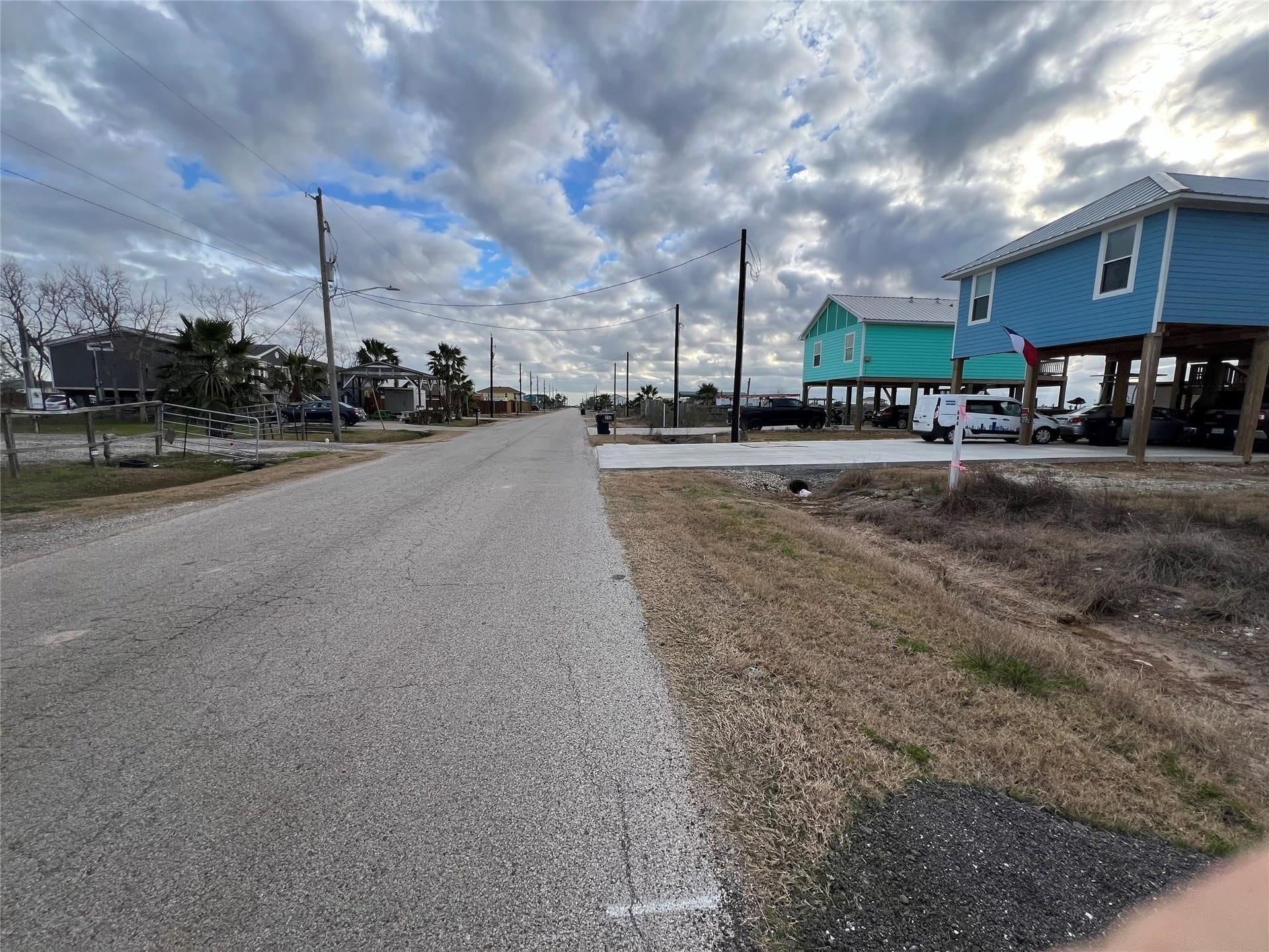 632 18th Street, San Leon, TX 77539 632 18th Street, San Leon, TX 77539
