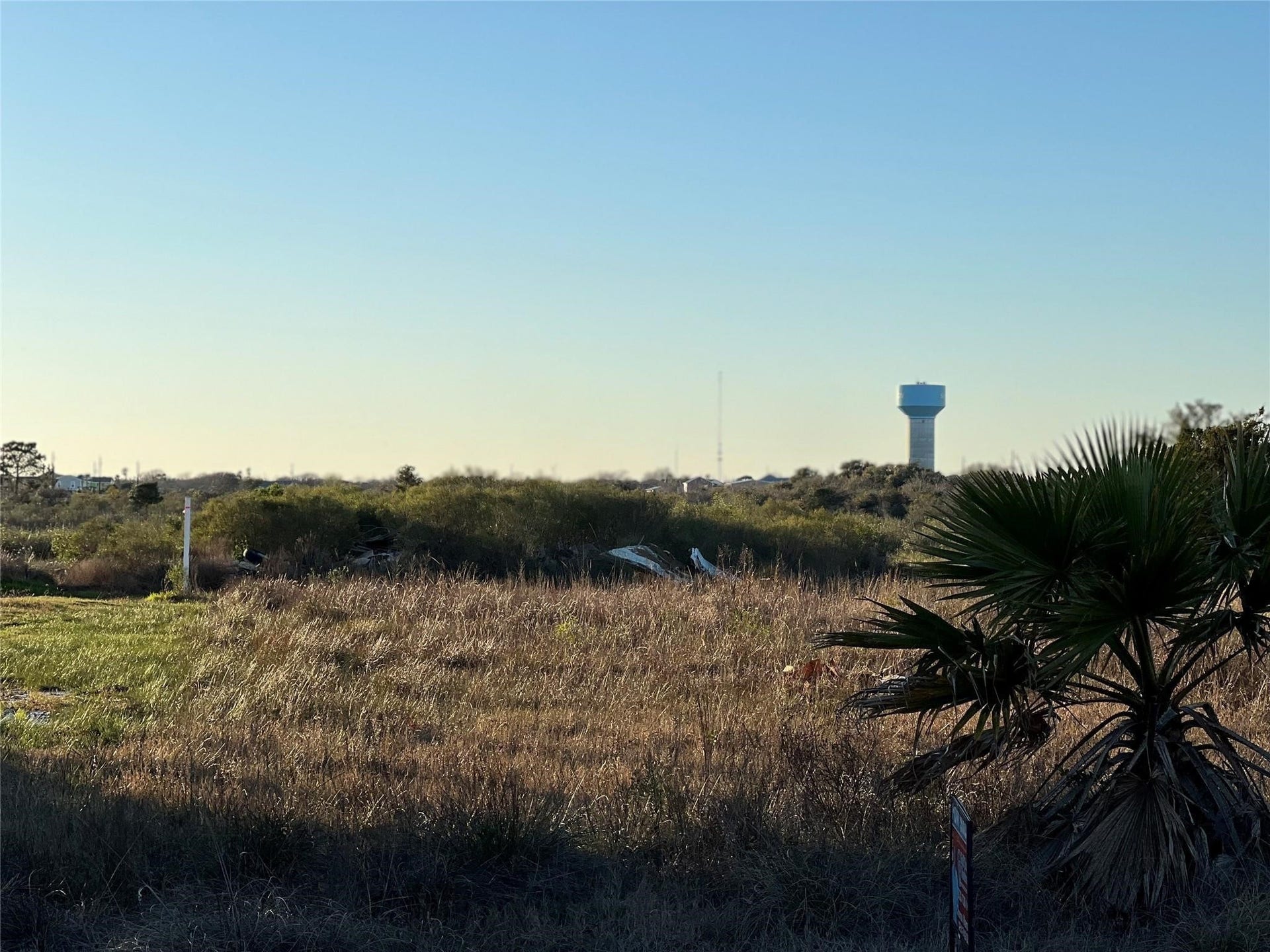 632 18th Street, San Leon, TX 77539 632 18th Street, San Leon, TX 77539