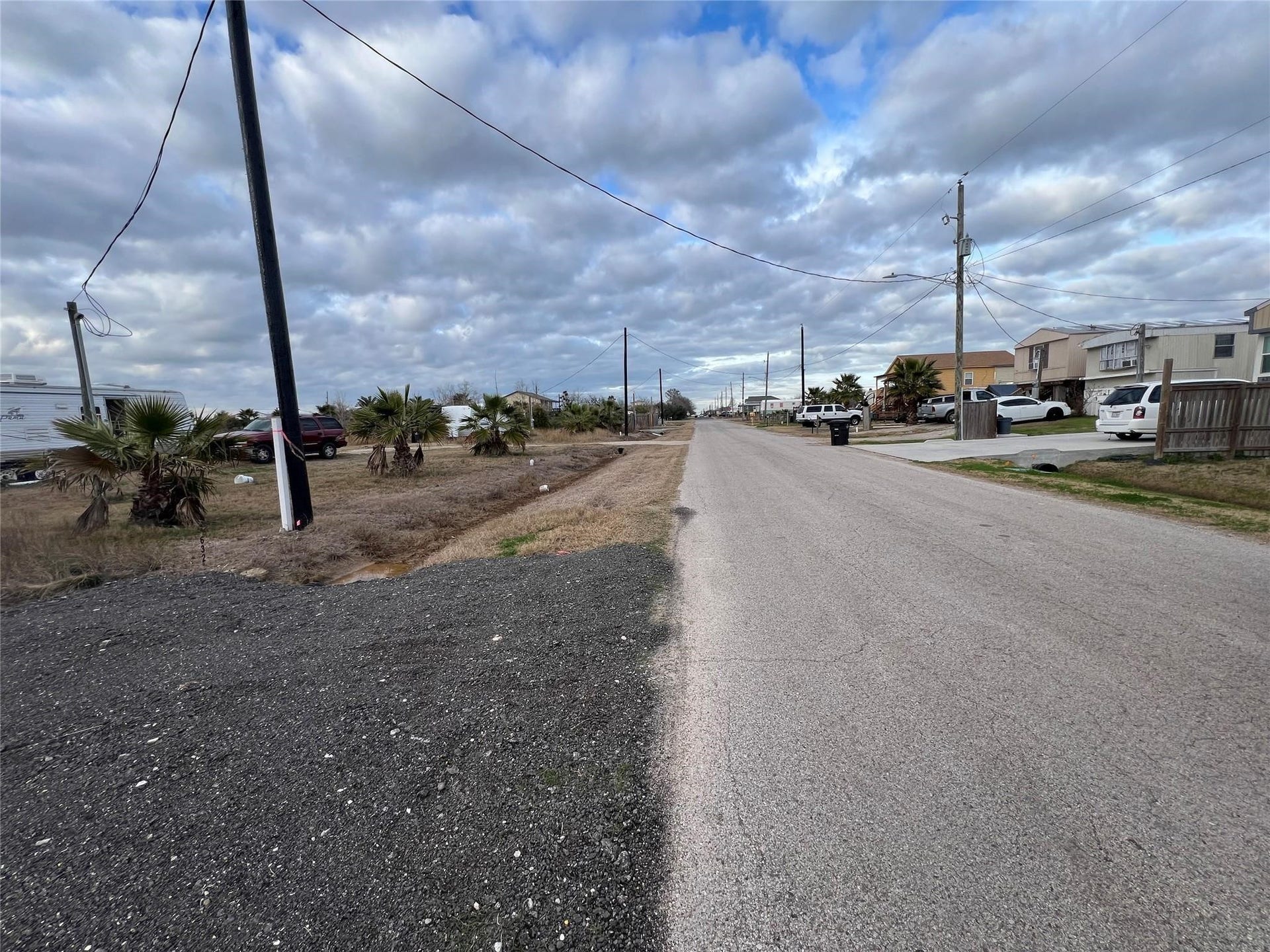 632 18th Street, San Leon, TX 77539 632 18th Street, San Leon, TX 77539