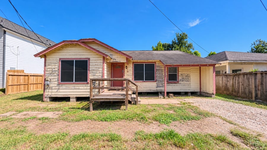 Property photo for 6820 Utah Street, #B, Houston, TX