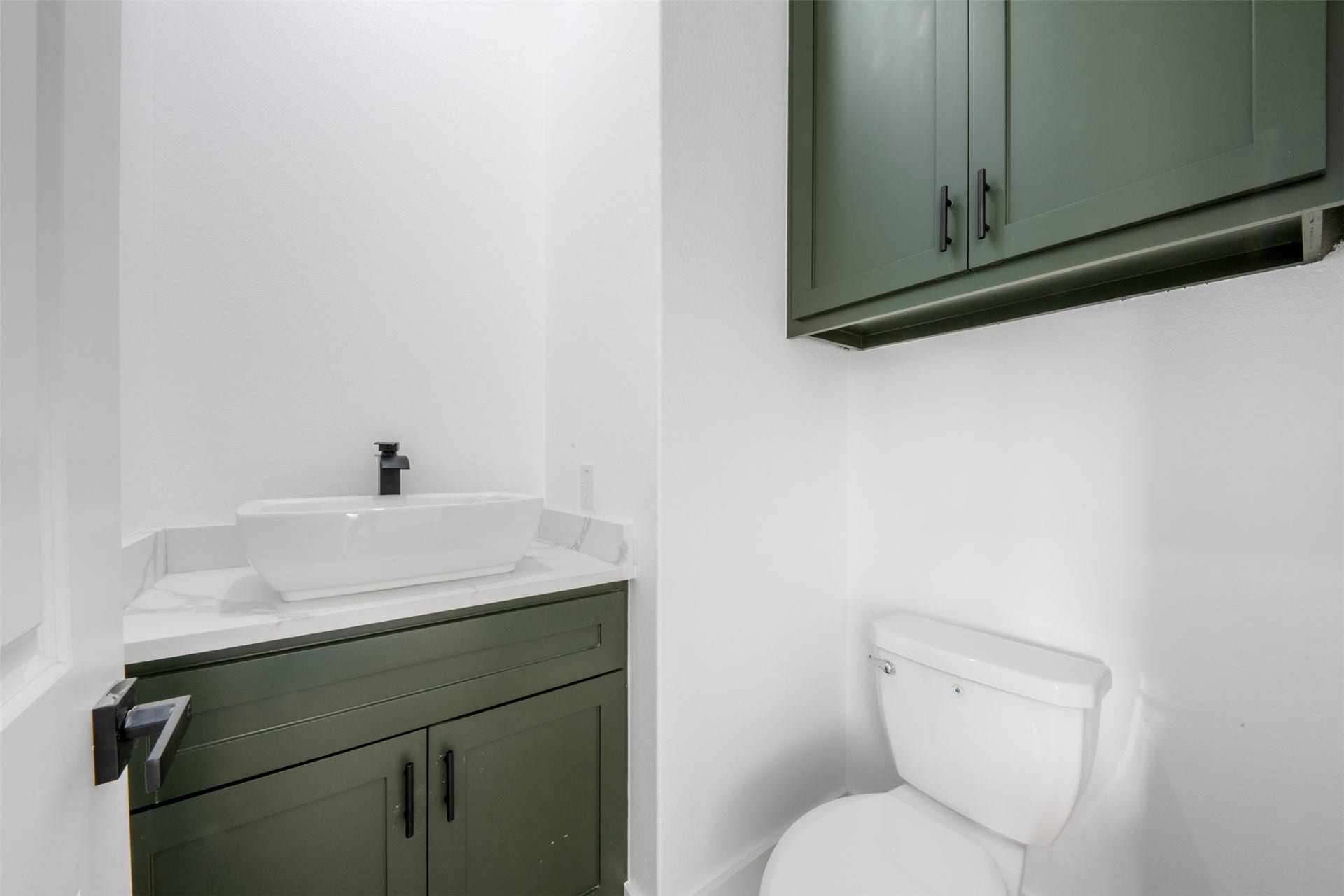 1308 Duff Lane, Houston, TX 77022 1308 Duff Lane, Houston, TX 77022
