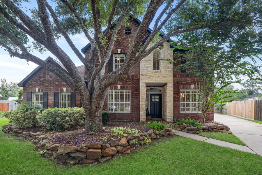 Property photo for 9730 Harrison Lane, Missouri City, TX