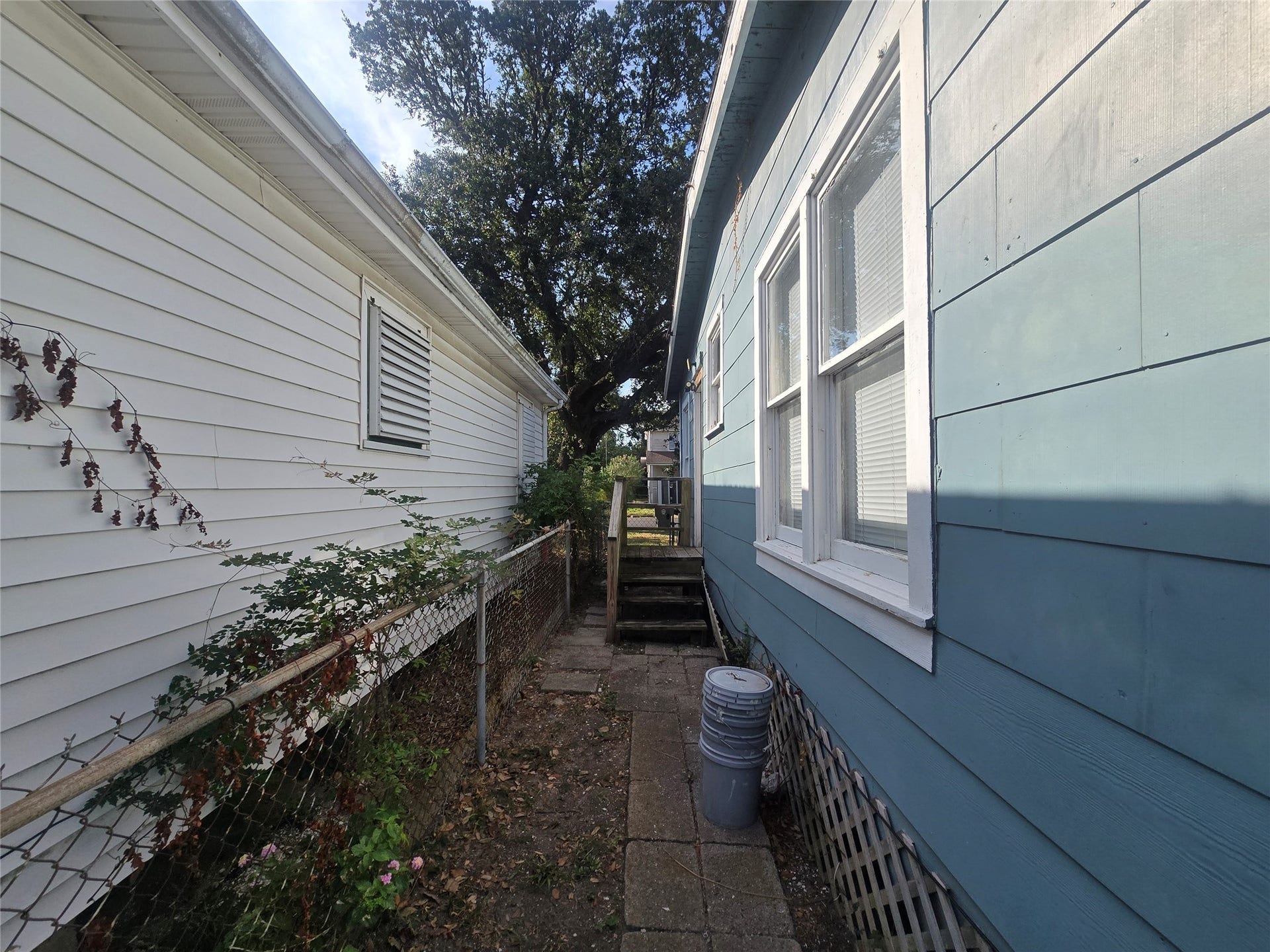 5318 Avenue P 1/2, Galveston, TX 77551