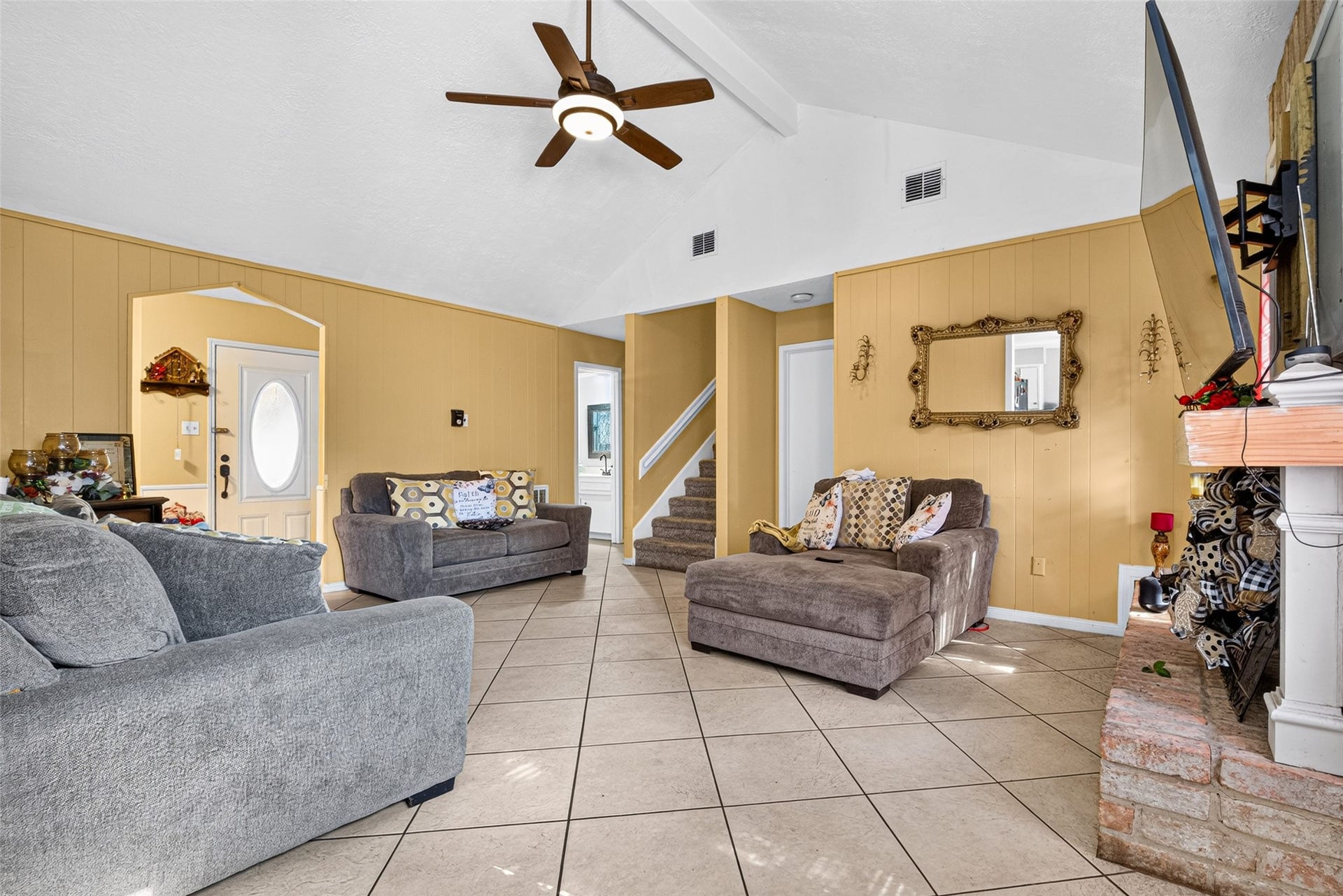 16211 Brinkwood Drive, Houston, TX 77090 16211 Brinkwood Drive, Houston, TX 77090