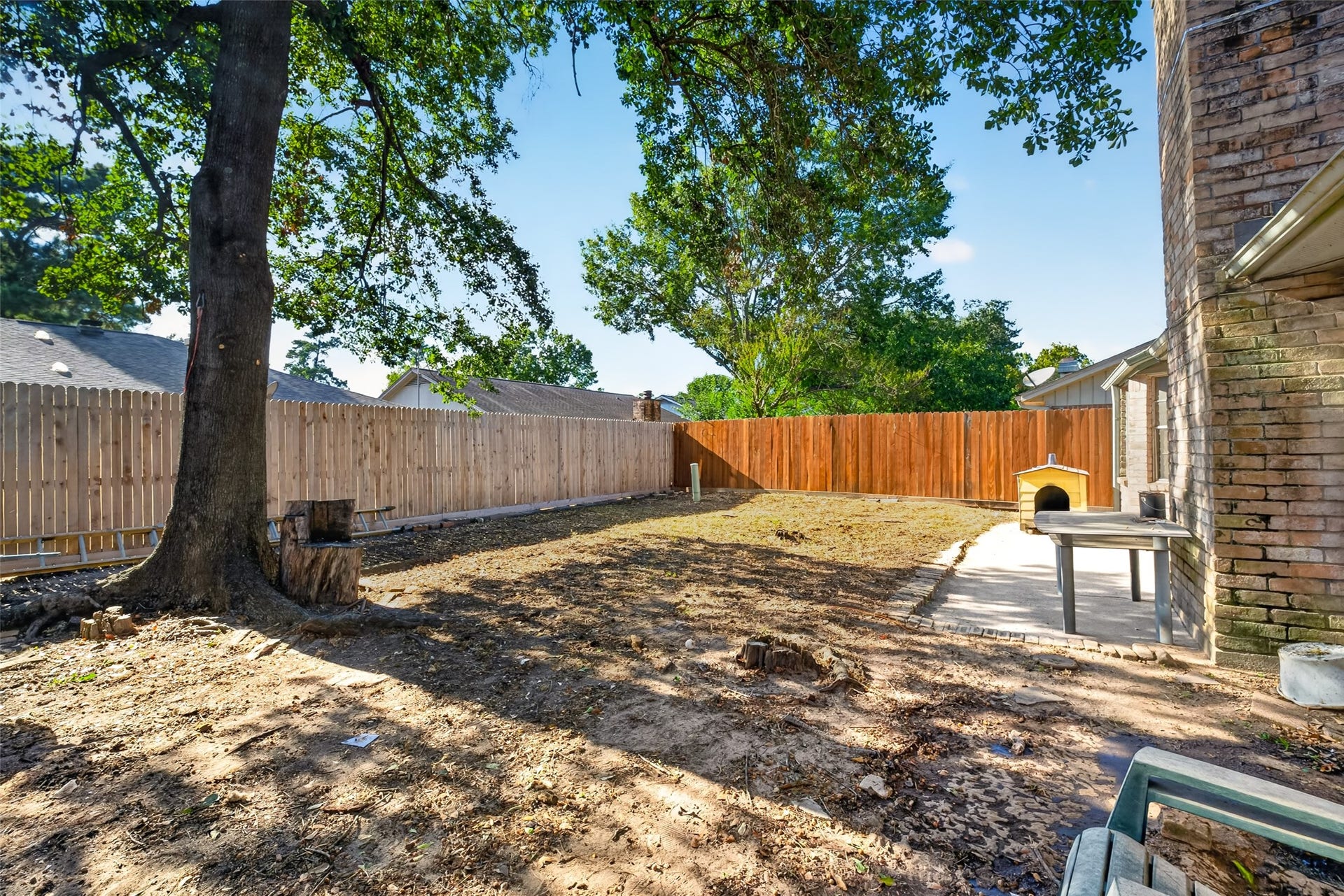 16211 Brinkwood Drive, Houston, TX 77090 16211 Brinkwood Drive, Houston, TX 77090