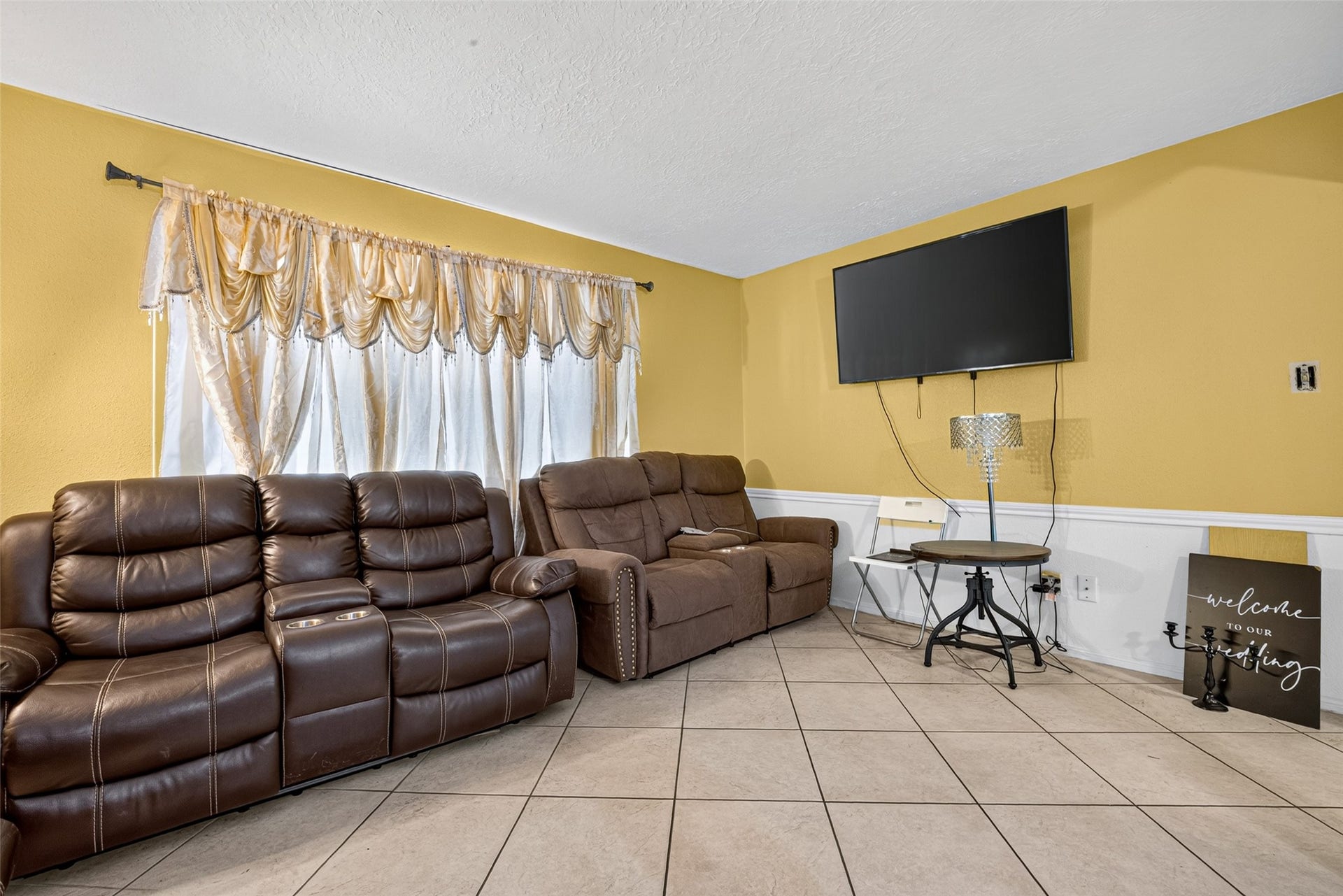 16211 Brinkwood Drive, Houston, TX 77090 16211 Brinkwood Drive, Houston, TX 77090