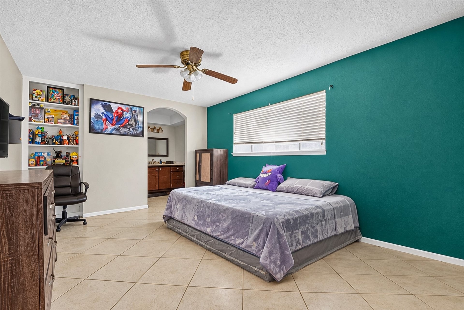 16211 Brinkwood Drive, Houston, TX 77090 16211 Brinkwood Drive, Houston, TX 77090