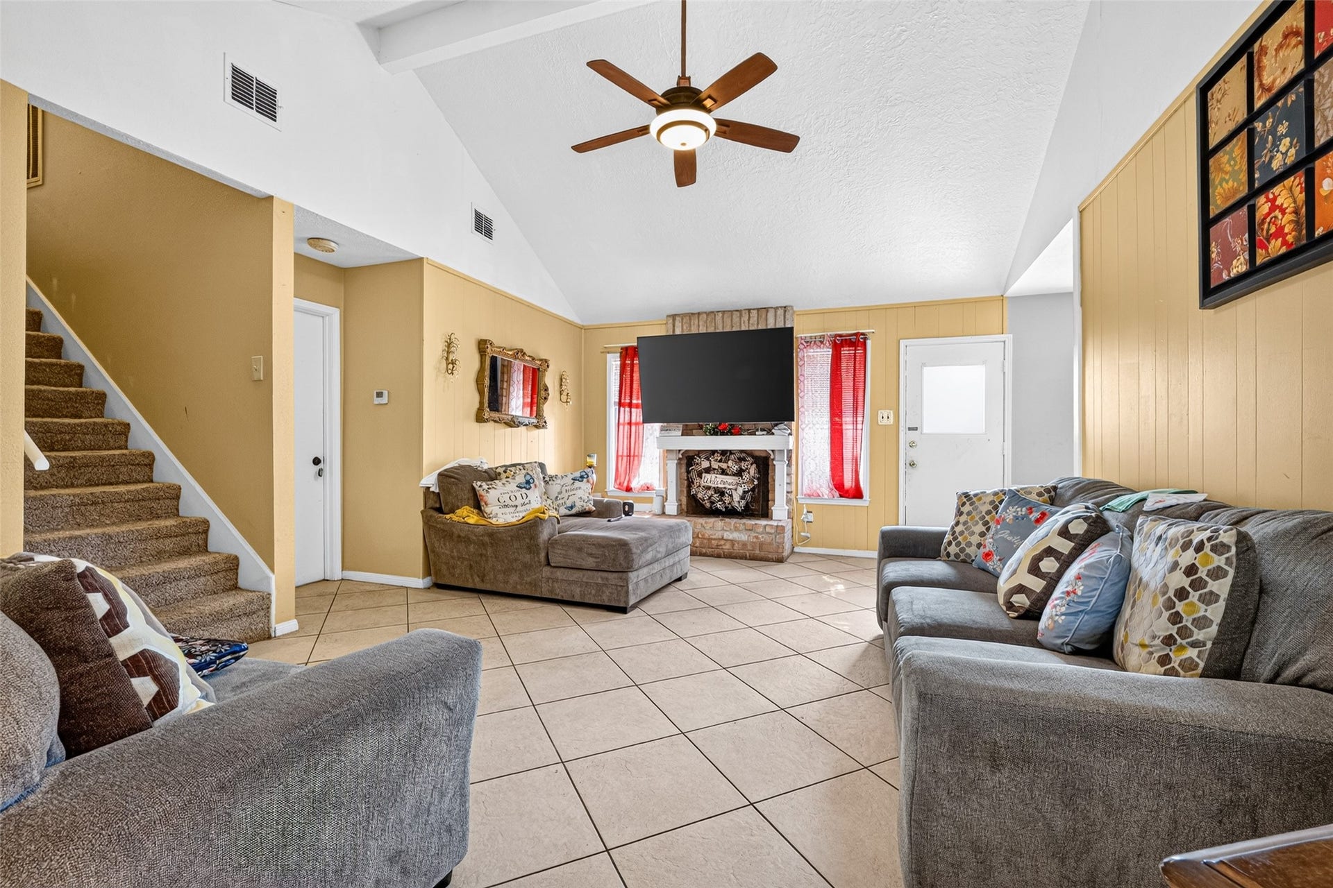 16211 Brinkwood Drive, Houston, TX 77090 16211 Brinkwood Drive, Houston, TX 77090
