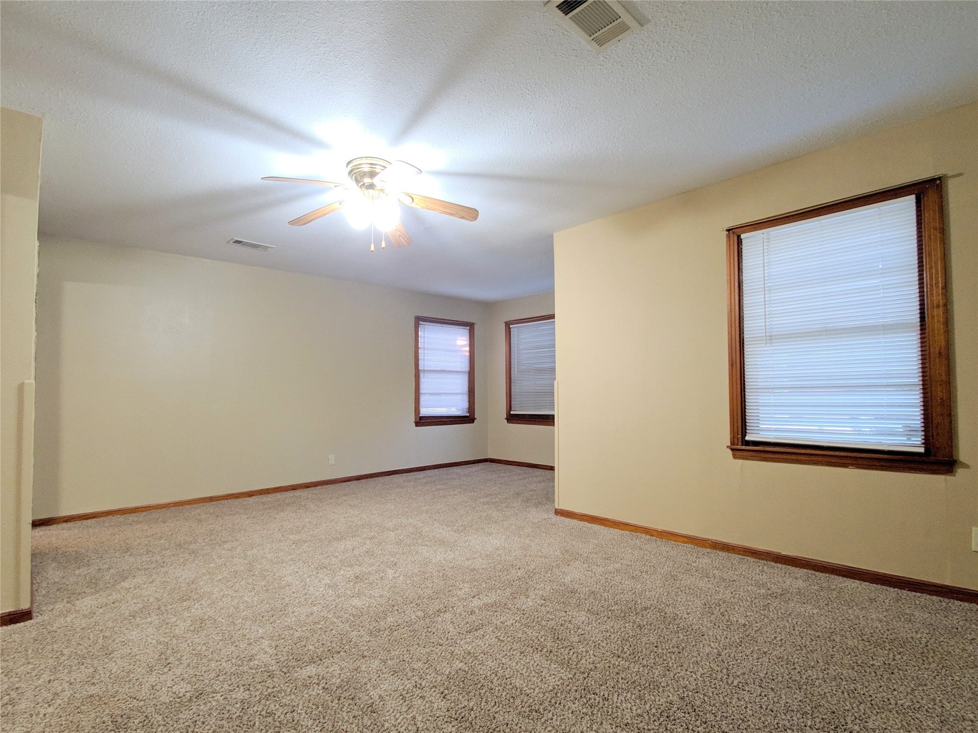 1717 Hawthorne Street, La Marque, TX 77568 1717 Hawthorne Street, La Marque, TX 77568