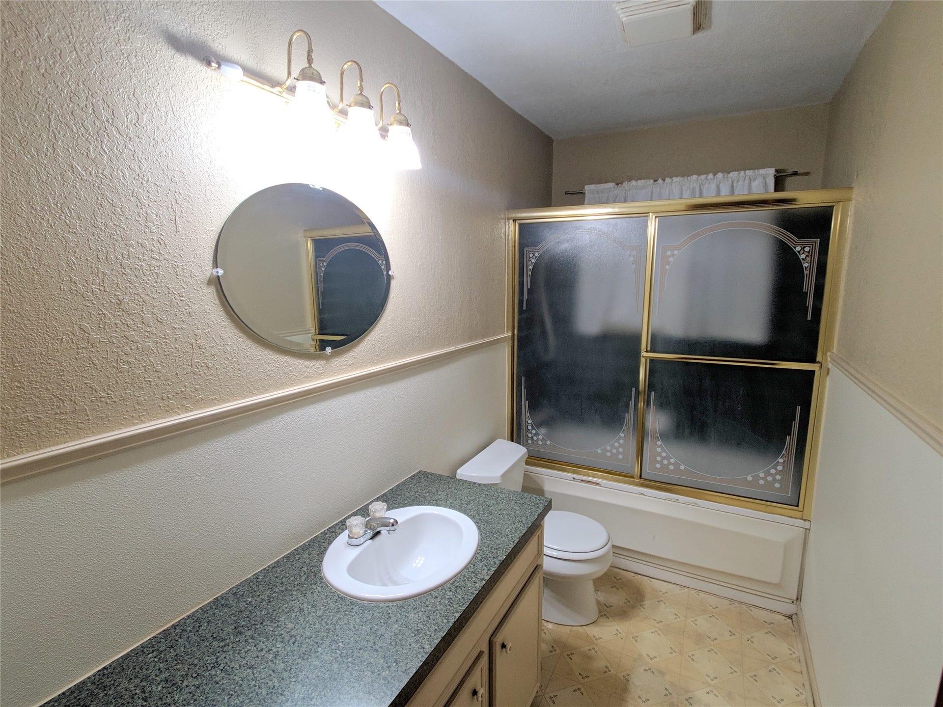1717 Hawthorne Street, La Marque, TX 77568 1717 Hawthorne Street, La Marque, TX 77568