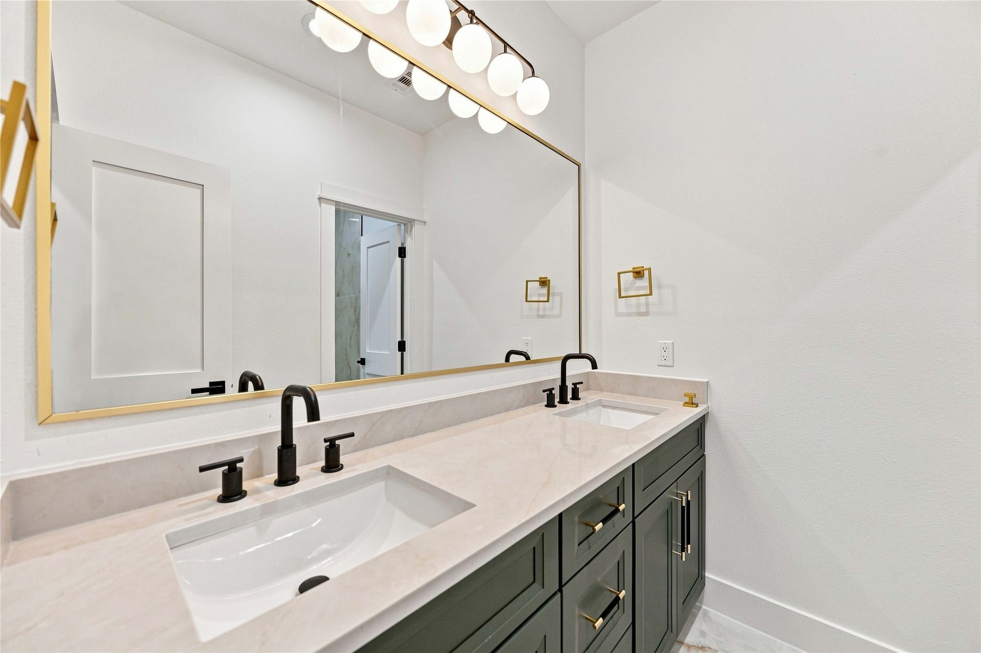 5416 Sonora Street, #A-B, Houston, TX 77020