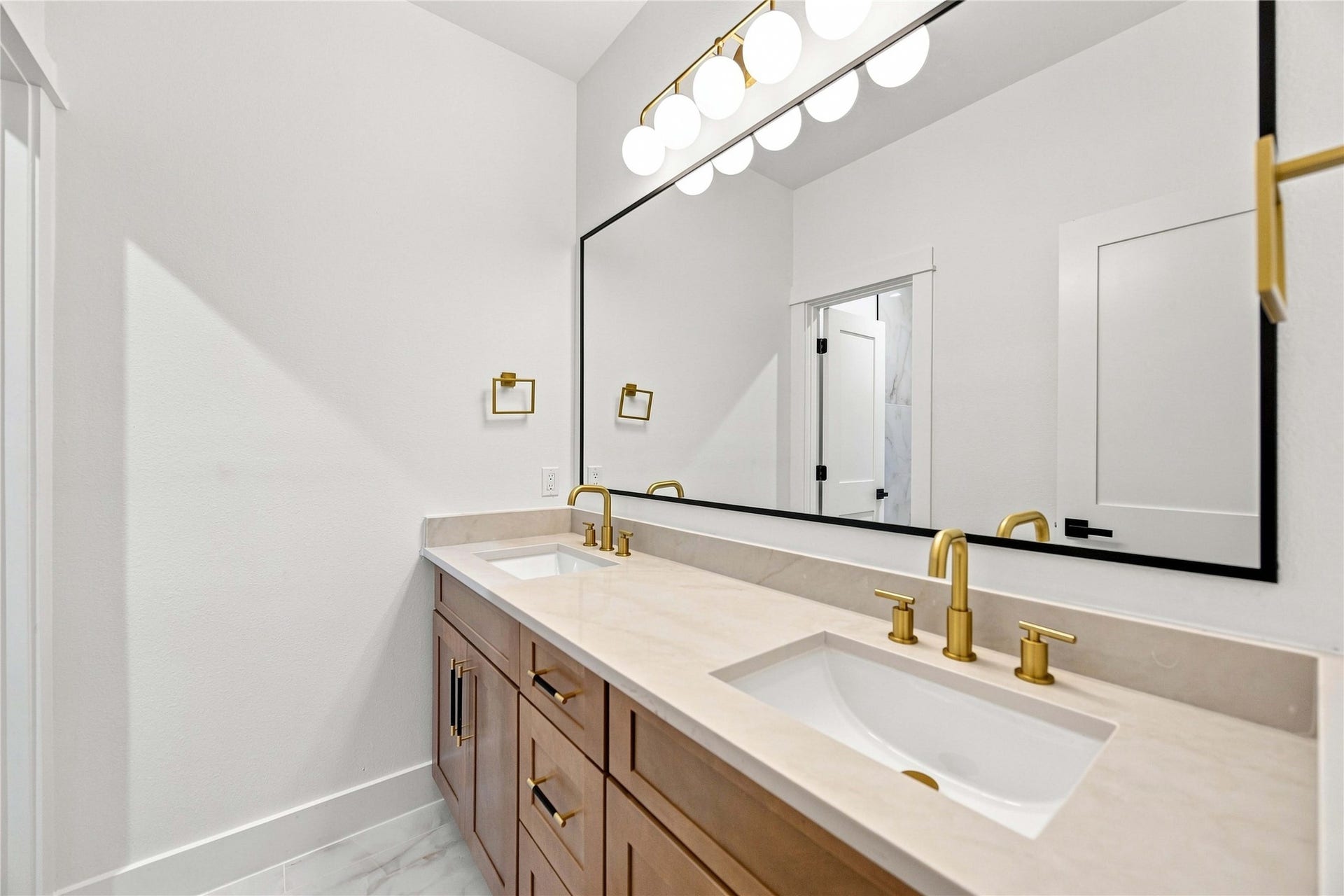 5416 Sonora Street, #A-B, Houston, TX 77020