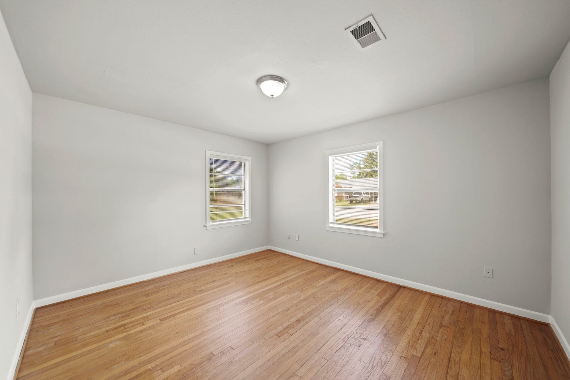 500 N Circle Drive, Baytown, TX 77520