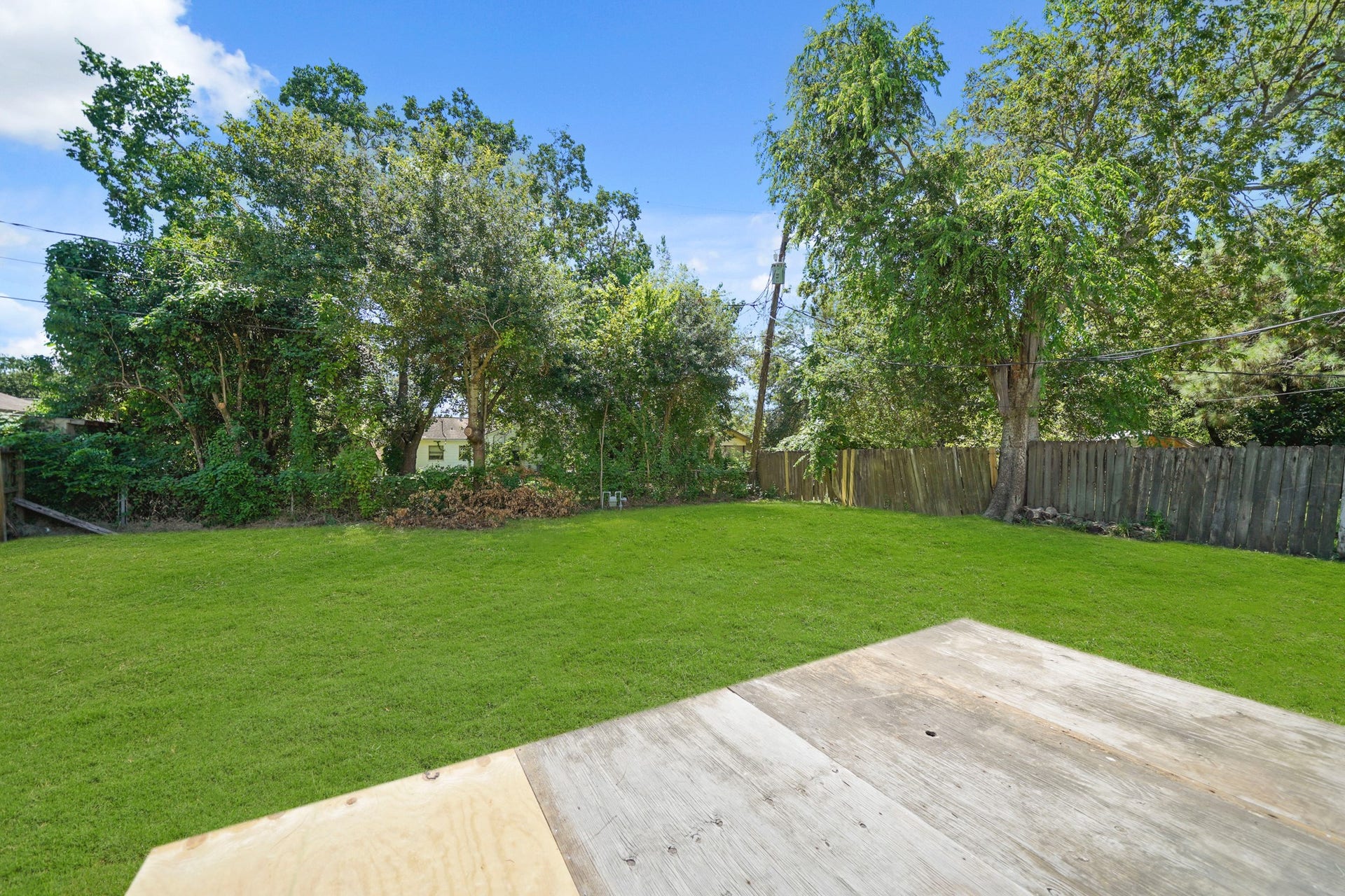 500 N Circle Drive, Baytown, TX 77520