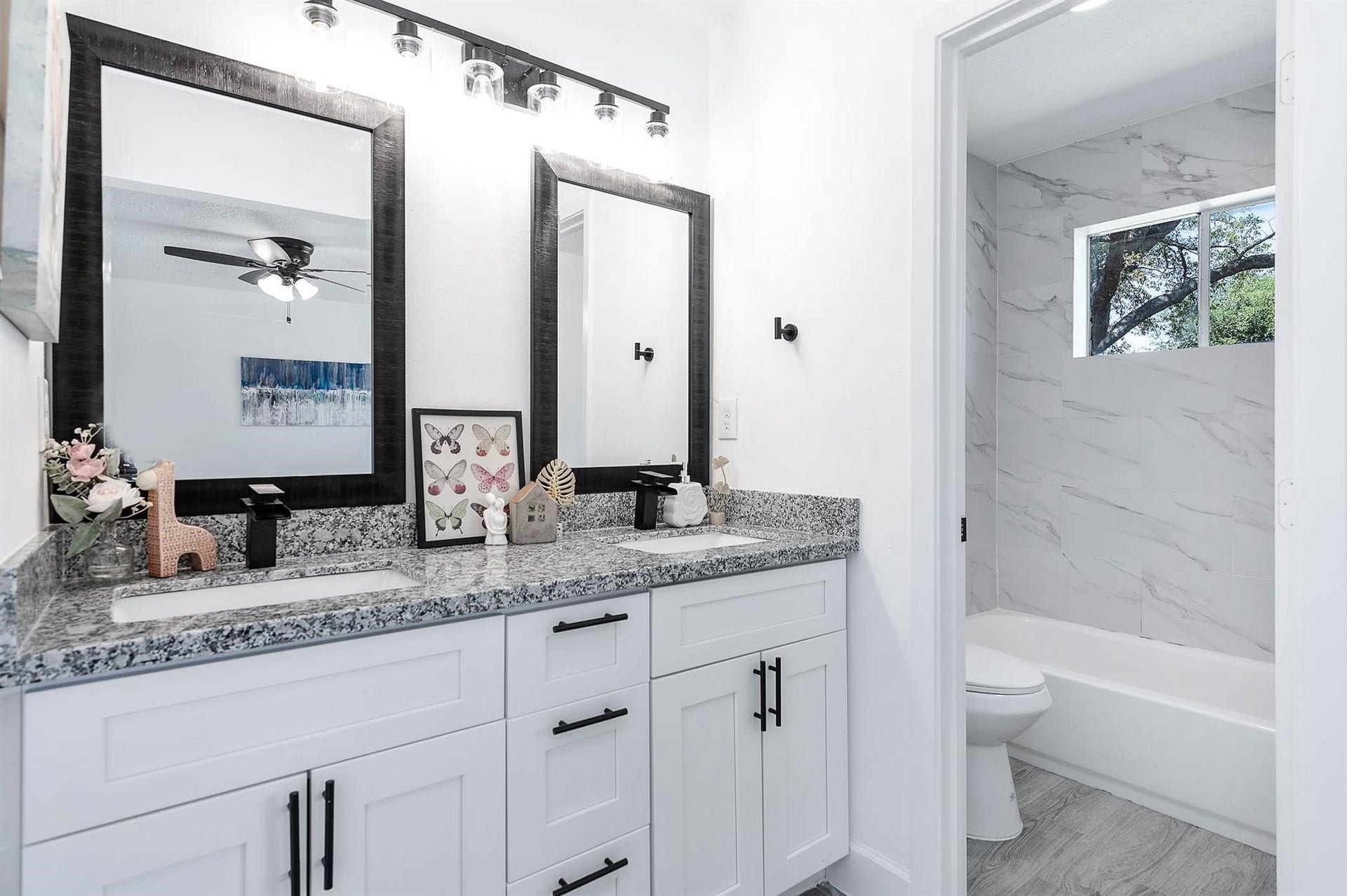 14310 Southline Road, Sugar Land, TX 77498 14310 Southline Road, Sugar Land, TX 77498