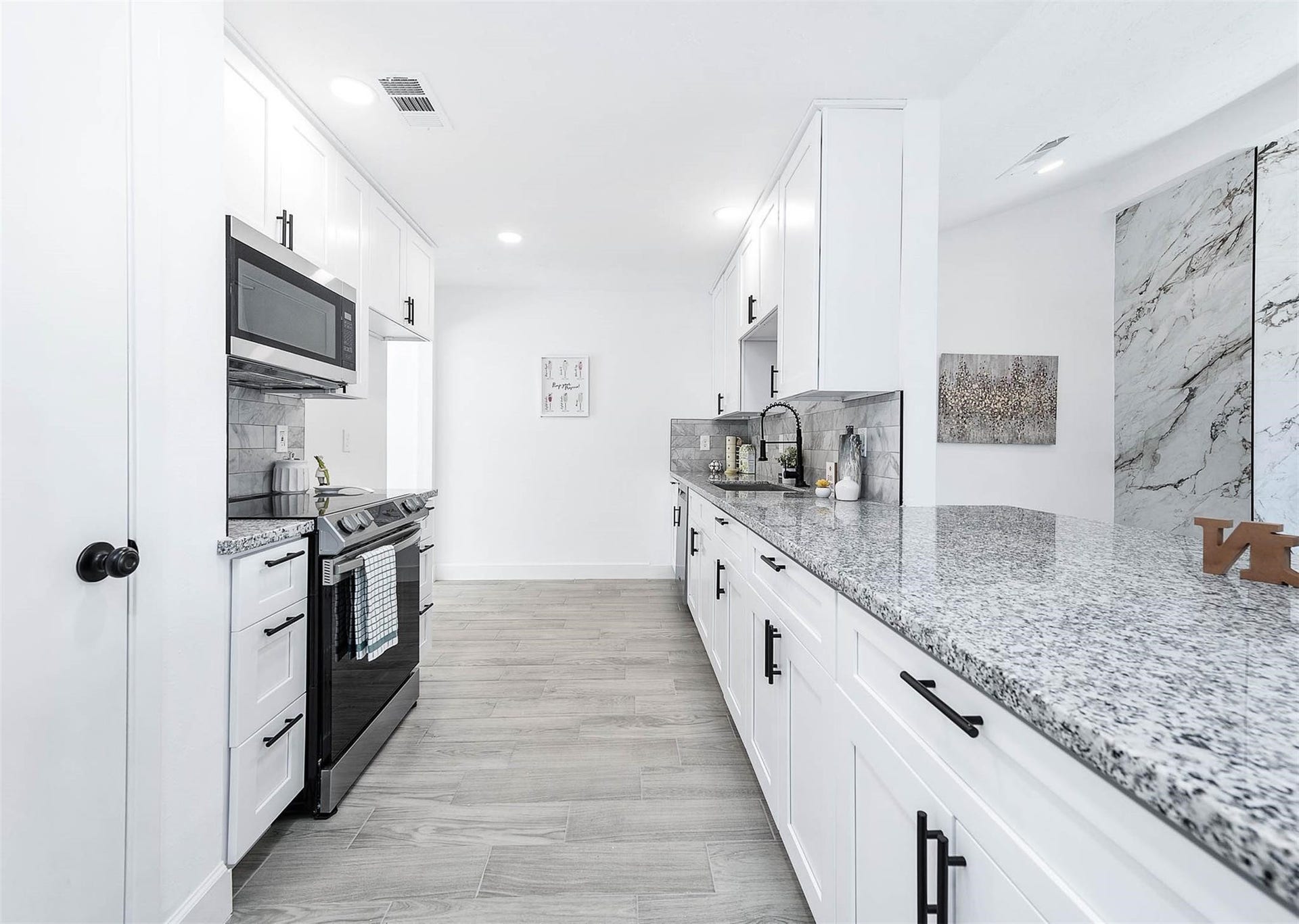 14310 Southline Road, Sugar Land, TX 77498 14310 Southline Road, Sugar Land, TX 77498