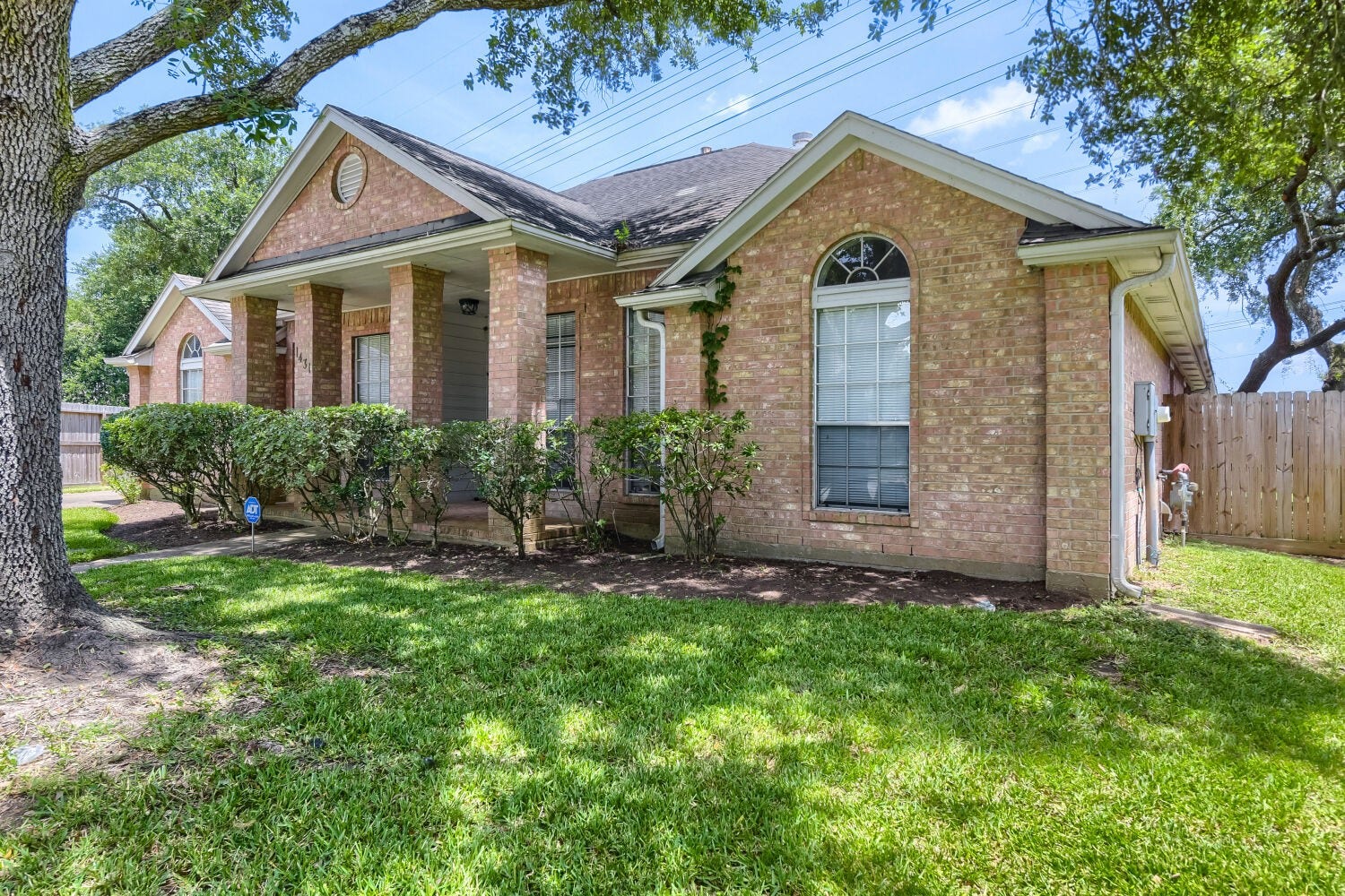 1431 Old Hickory Lane, League City, TX 77573 1431 Old Hickory Lane, League City, TX 77573