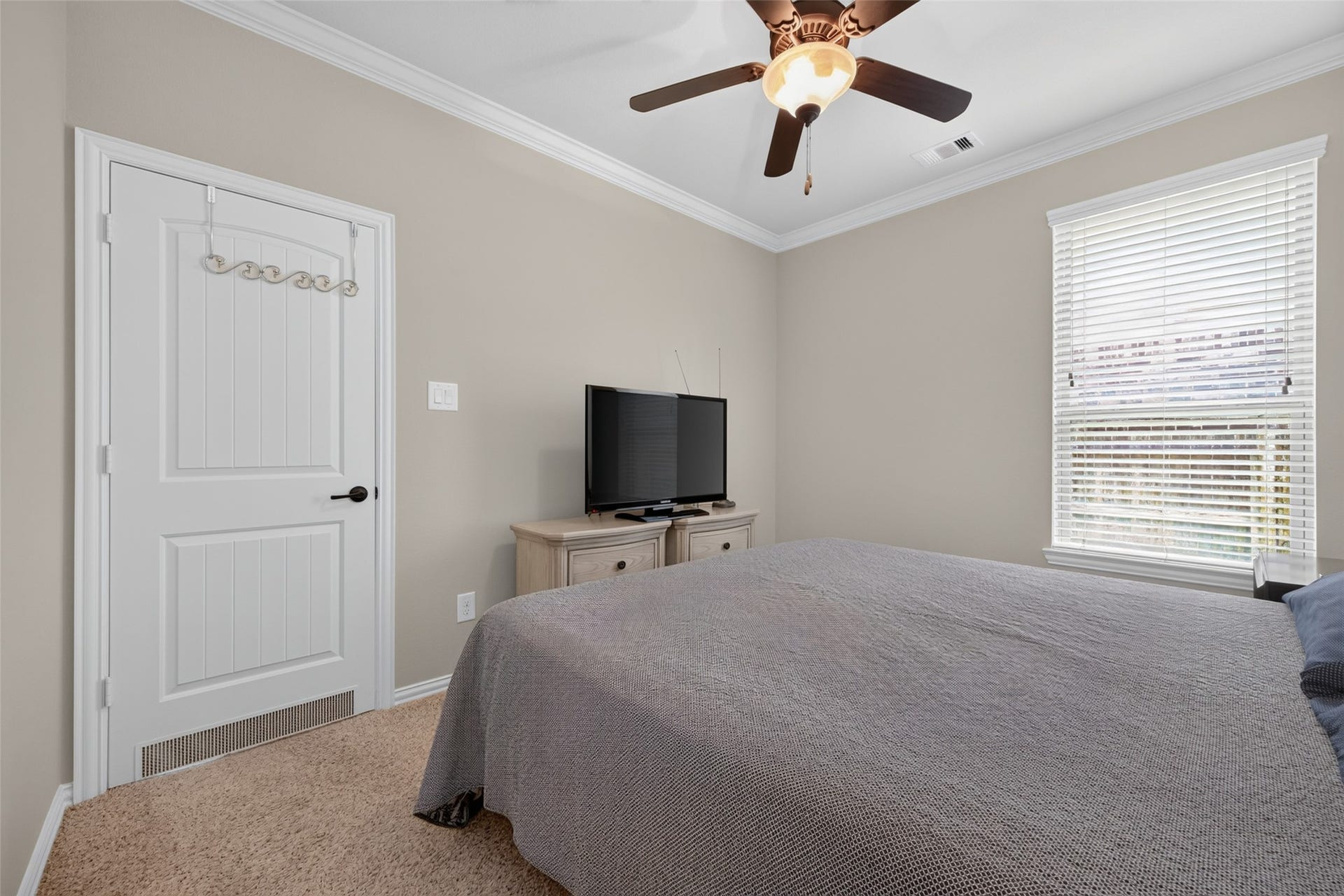 19511 Arbor Lodge Drive, Cypress, TX 77433