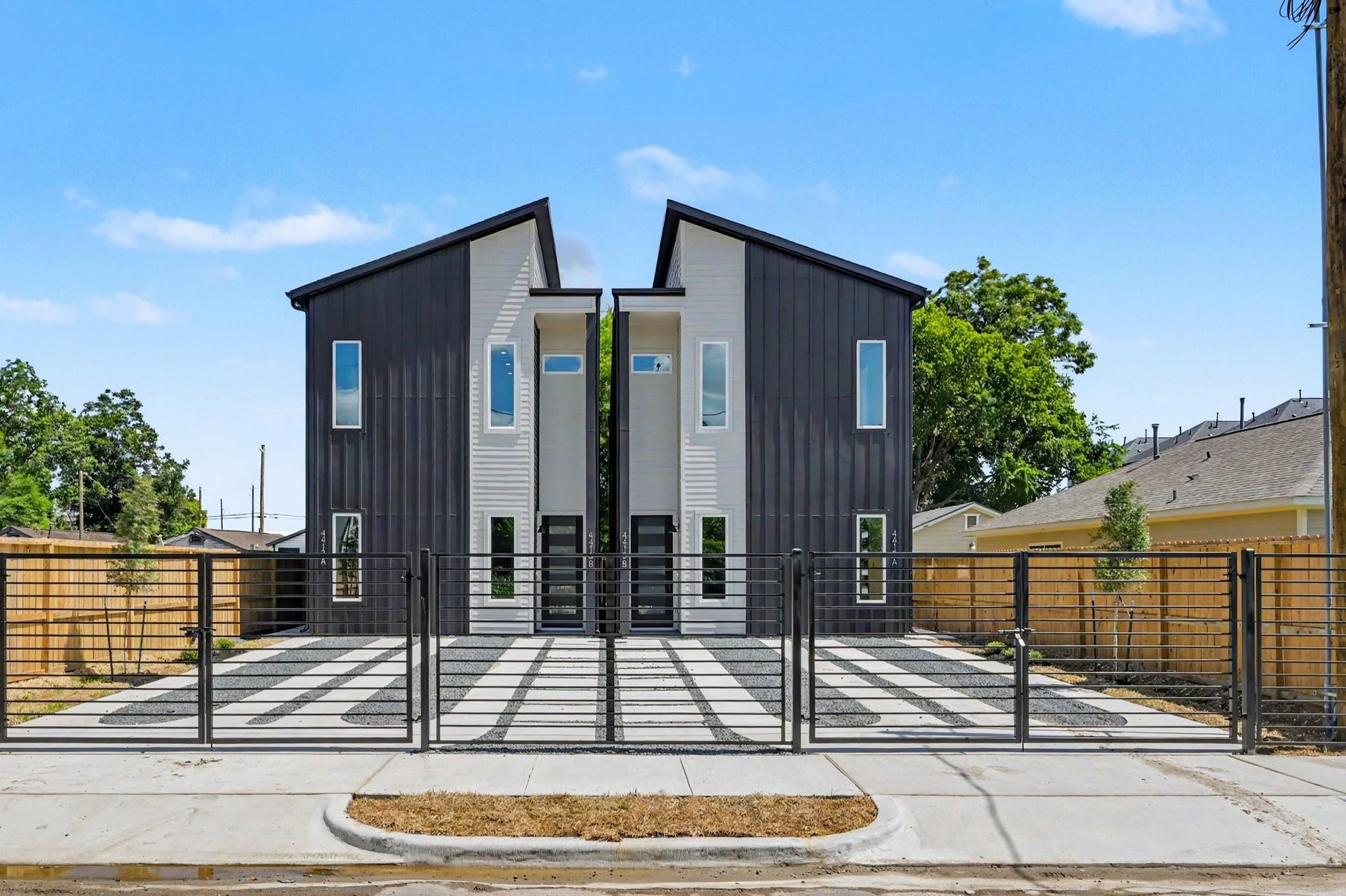 4415 Buck Street, #A/B, Houston, TX 77020 Private gated area.