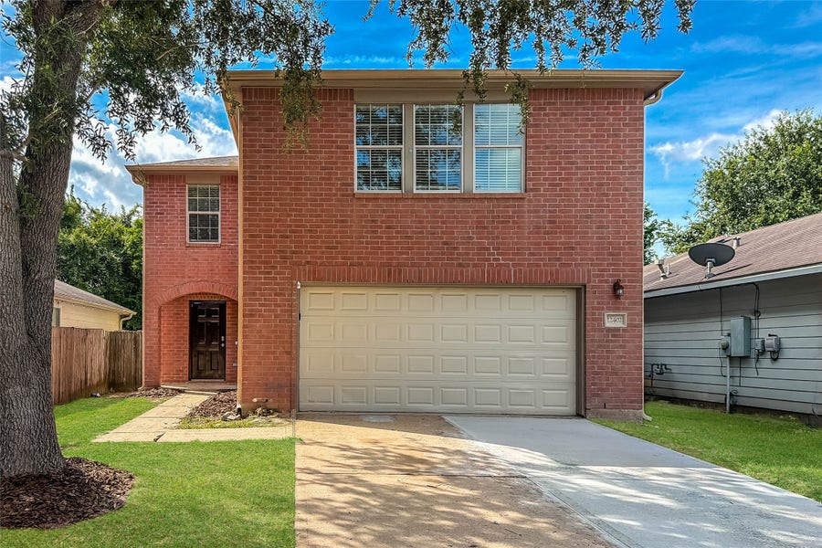 Property photo for 12402 Grossmount Drive, Houston, TX
