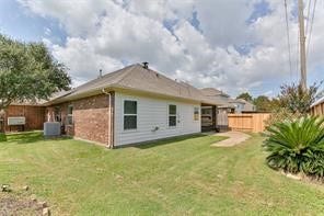 2013 Troon Drive, La Porte, TX 77571 2013 Troon Drive, La Porte, TX 77571