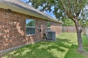 2013 Troon Drive, La Porte, TX 77571 2013 Troon Drive, La Porte, TX 77571