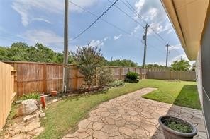 2013 Troon Drive, La Porte, TX 77571 2013 Troon Drive, La Porte, TX 77571