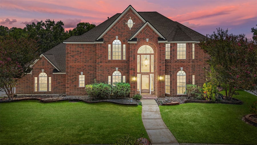 Property photo for 3123 Wilshire Lane, Baytown, TX