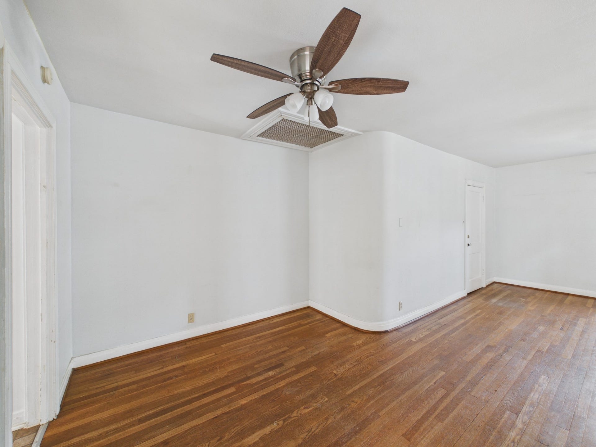 1823 W Main Street, #3, Houston, TX 77098