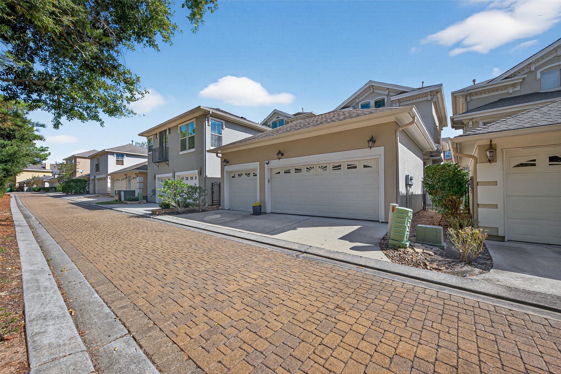 23 Olmstead Row, The Woodlands, TX 77380