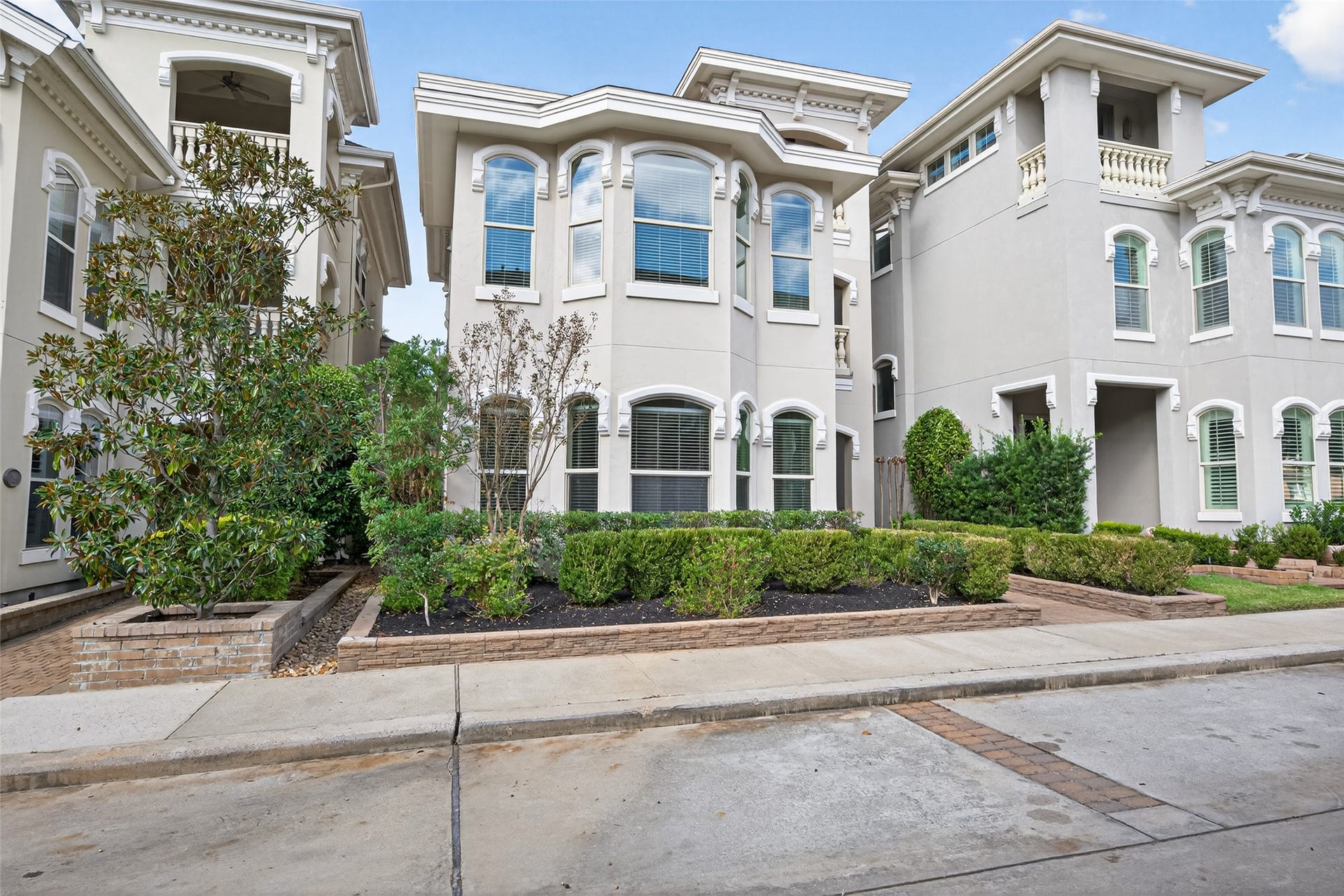 23 Olmstead Row, The Woodlands, TX 77380