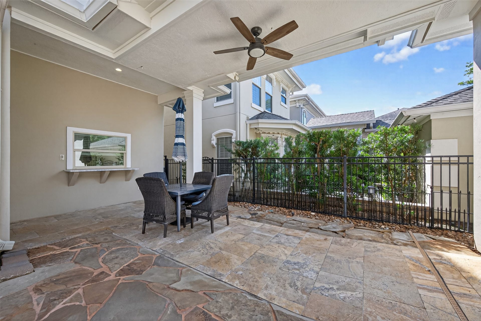 23 Olmstead Row, The Woodlands, TX 77380