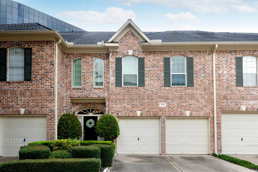 Property photo for 5886 Inwood Park Court, Houston, TX