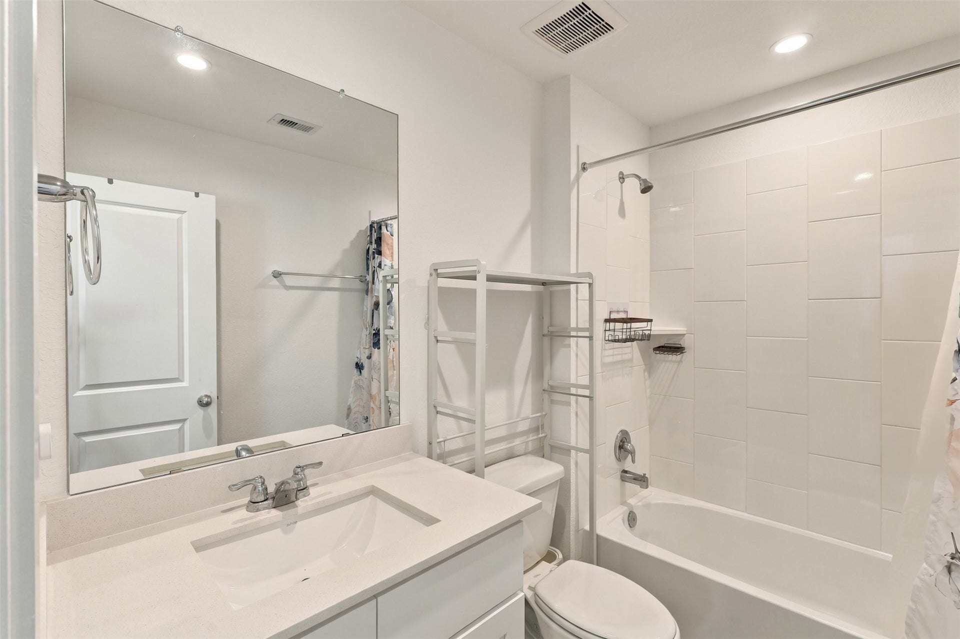 7902 Lavender Jade Drive, Rosharon, TX 77583 2nd Bath