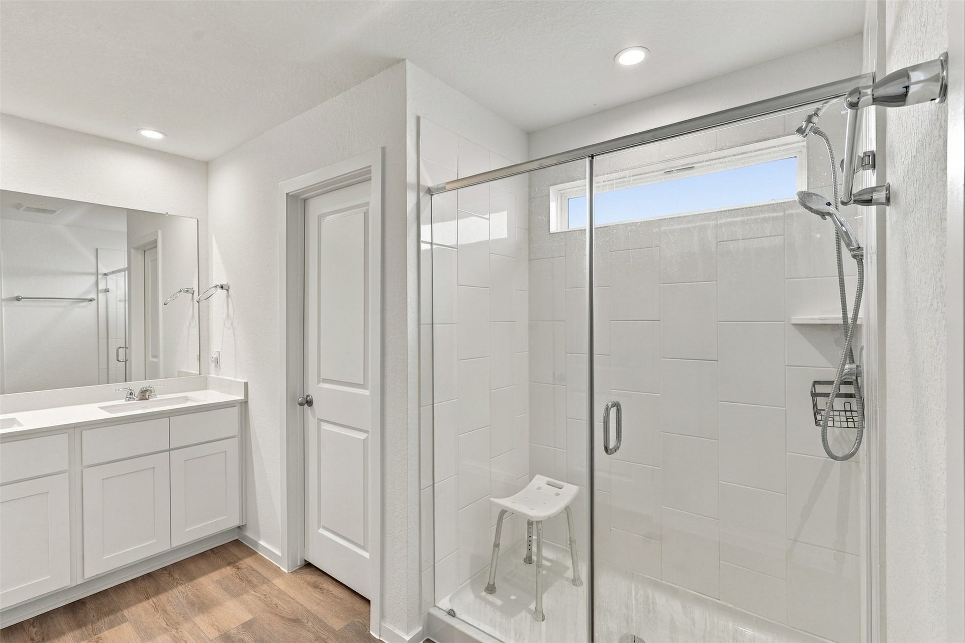7902 Lavender Jade Drive, Rosharon, TX 77583 Primary Bath