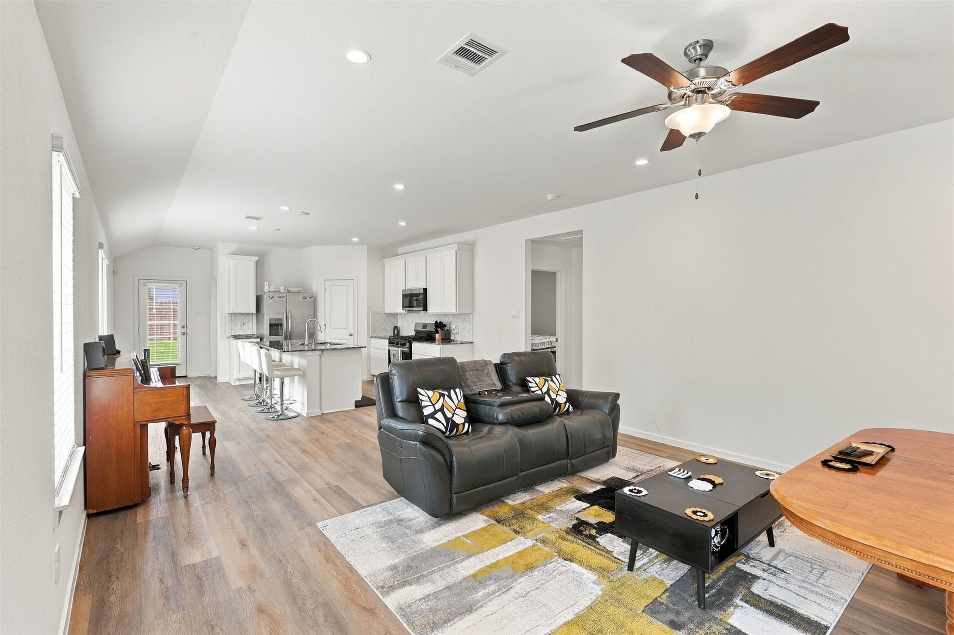 7902 Lavender Jade Drive, Rosharon, TX 77583 7902 Lavender Jade Drive, Rosharon, TX 77583