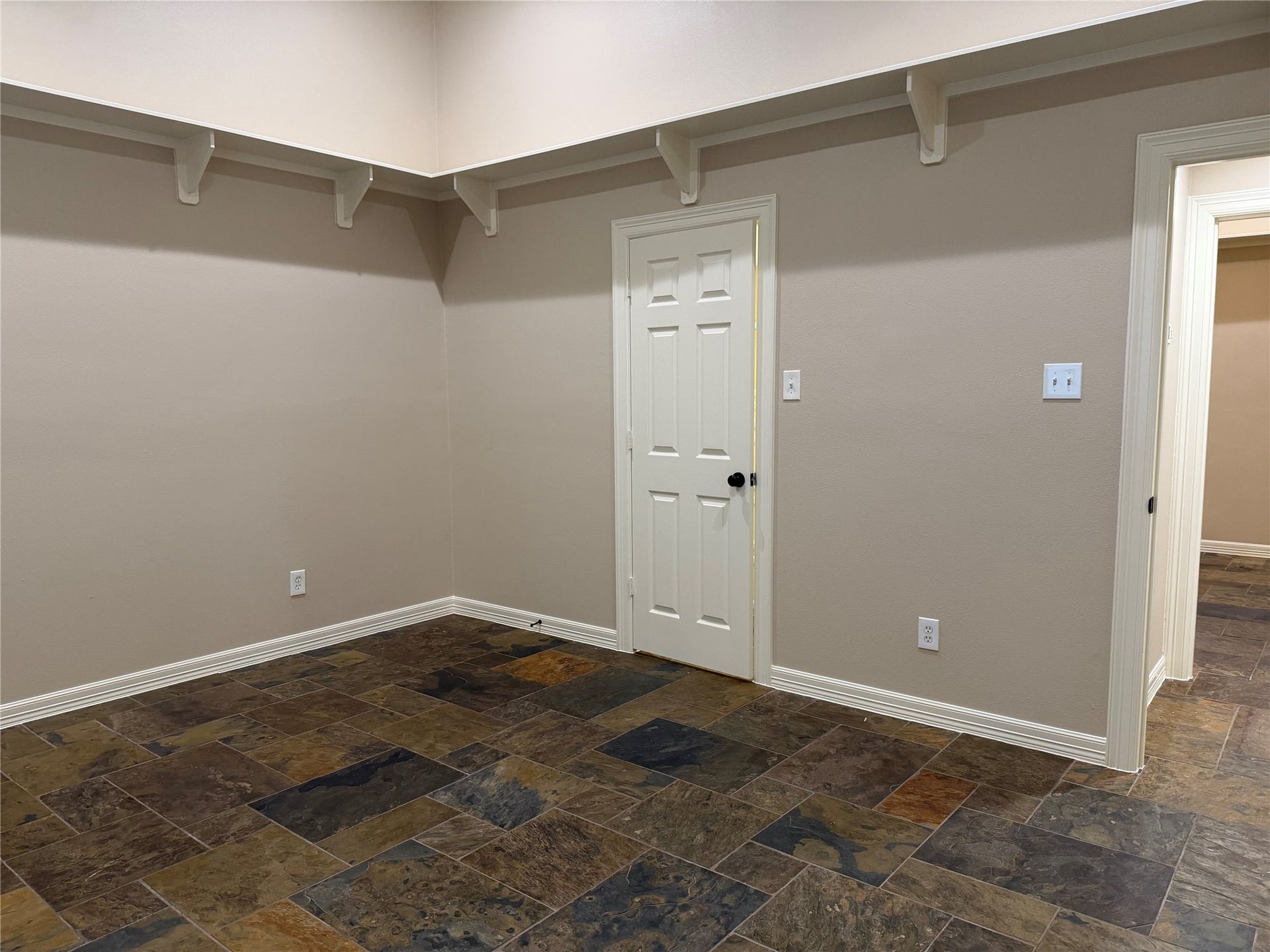 1014 Roxella Street, #B, Houston, TX 77076 1014 Roxella Street, #B, Houston, TX 77076